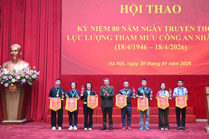 Bế mạc Hội thao kỷ niệm 80 năm Ngày truyền thống lực lượng Tham mưu Công an nhân dân -0
