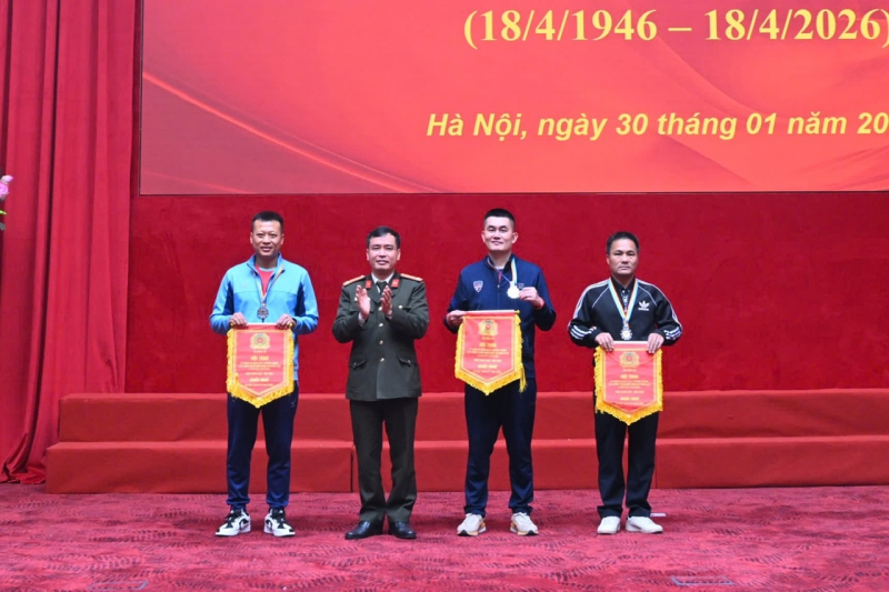 Bế mạc Hội thao kỷ niệm 80 năm Ngày truyền thống lực lượng Tham mưu Công an nhân dân -0