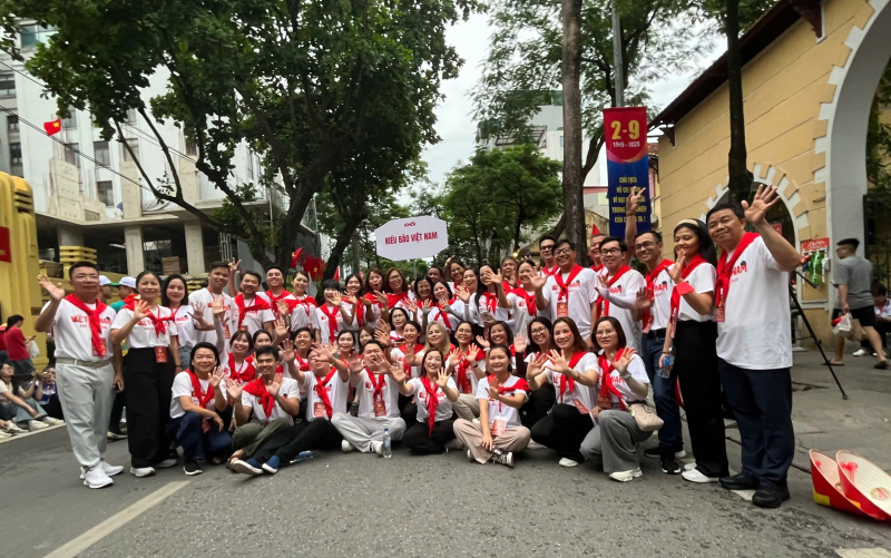 Khi kiều bào trí thức đáp lời hiệu triệu “Tiến lên!” -0