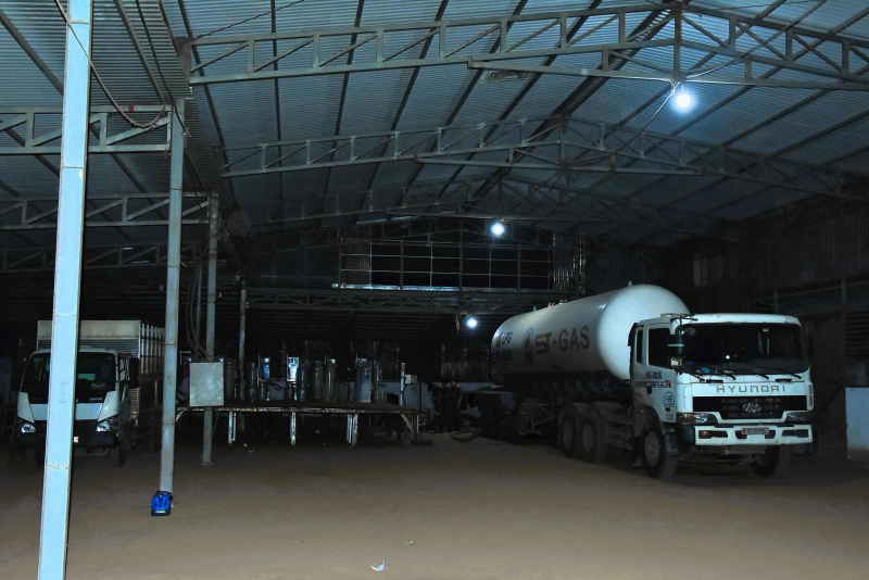 Đột kích đường dây làm gas giả quy mô lớn, thu gần 4.000 bình gas -0