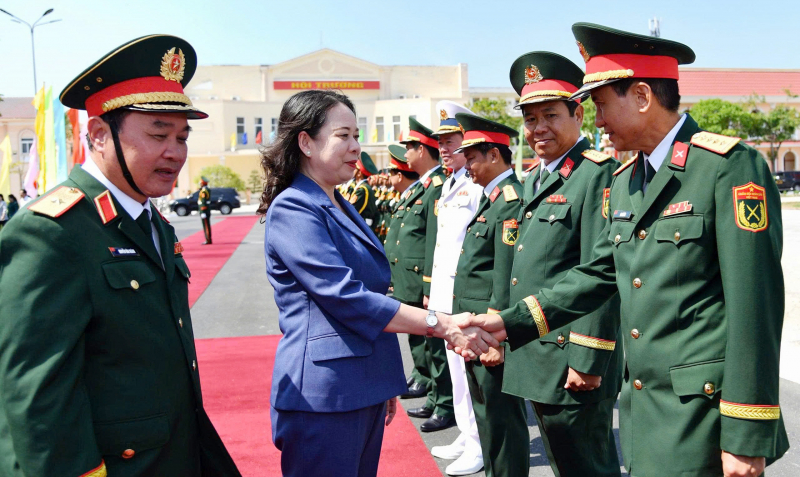 Phó Chủ tịch nước Võ Thị Ánh Xuân thăm, tặng quà và chúc Tết tại An Giang -0