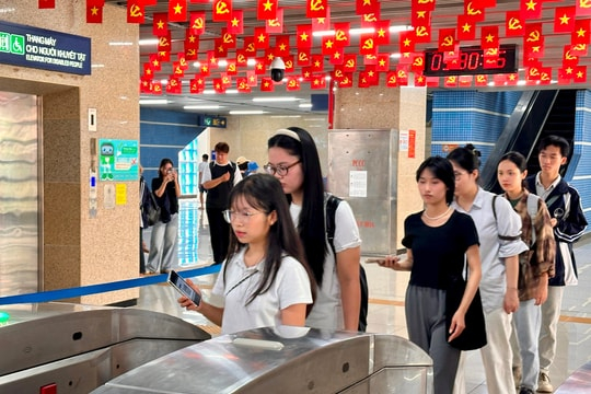 Từ 1/ 2: Hà Nội Metro áp dụng 100% cổng soát vé định danh, sinh trắc học trên cả hai tuyến -0