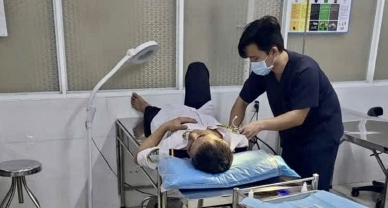 Bắt nhóm đối tượng bốc đầu xe đánh 2 người nhập viện, đập phá tài sản -0