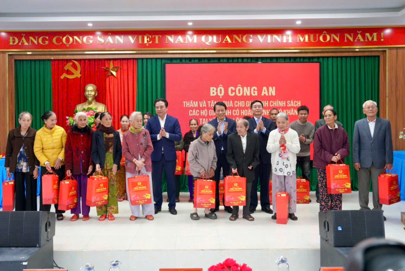 Bộ trưởng Lương Tam Quang:  Triển khai tổ chức bầu cử đúng pháp luật, an toàn, tiết kiệm, để ngày bầu cử thực sự là Ngày hội của Toàn dân -0