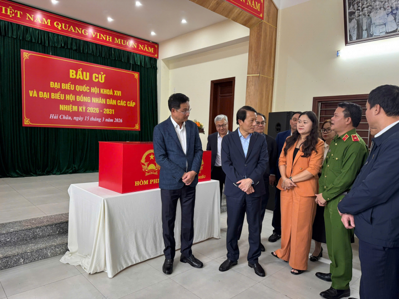 Đại tướng Lương Tam Quang kiểm tra công tác bầu cử tại TP Đà Nẵng: Chủ động từ sớm, bảo đảm tuyệt đối an ninh, an toàn -1