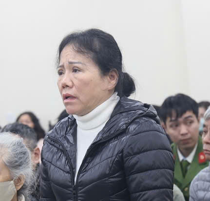 Cựu Viện trưởng Viện Y dược học dân tộc TP Hồ Chí Minh) lĩnh án 17 năm tù -0