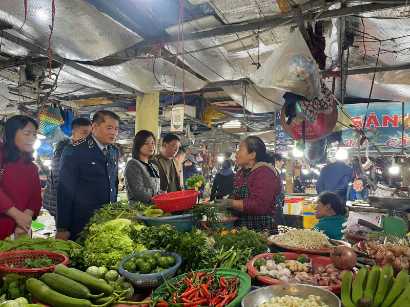 Chủ động nguồn hàng, kiểm soát chặt thị trường Tết -0