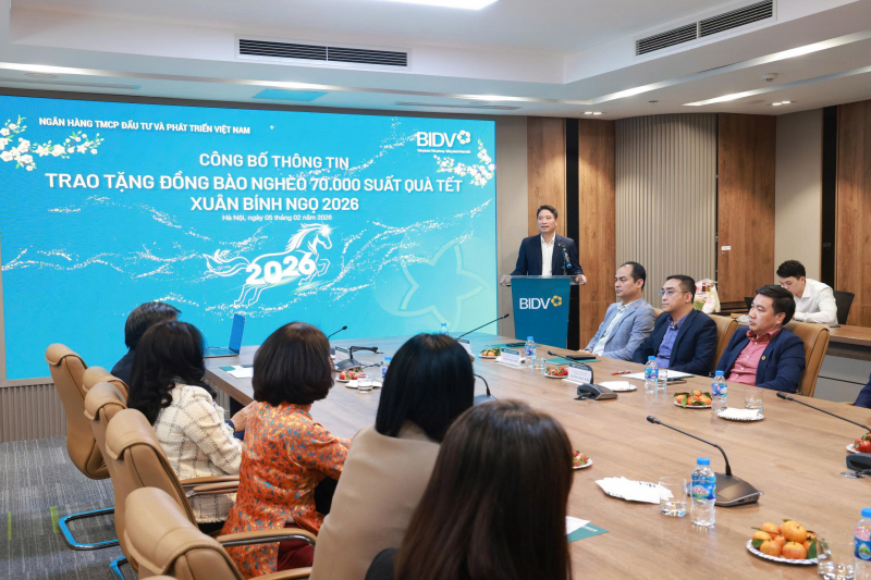 BIDV trao 70.000 phần quà Tết tặng đồng bào nghèo nhân dịp Xuân Bính Ngọ 2026 -0