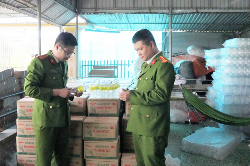 Sản xuất hơn 60.000 lít giấm “lên men tự nhiên” từ axit công nghiệp -1