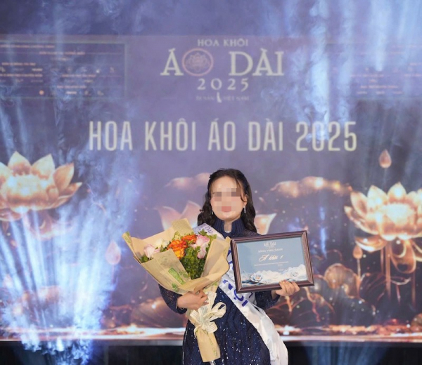 Á khôi một cuộc thi sắc đẹp bị bắt vì môi giới và bán dâm -1