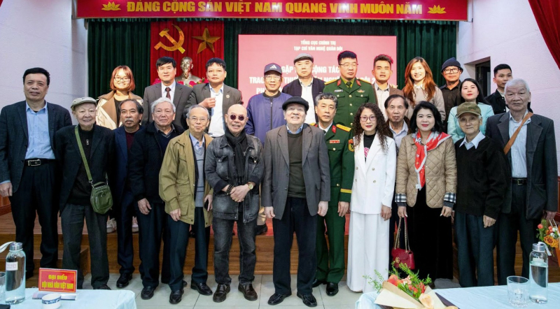 Tạp chí Văn nghệ Quân đội trao tặng thưởng các tác phẩm tiêu biểu năm 2025 và phát động Cuộc thi thơ – kí năm 2026 -4