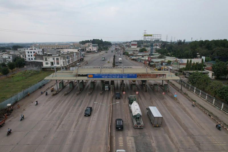 Đồng Nai đề nghị Bộ Xây dựng chỉ đạo tháo dỡ 2 trạm thu phí trên quốc lộ 51 -0