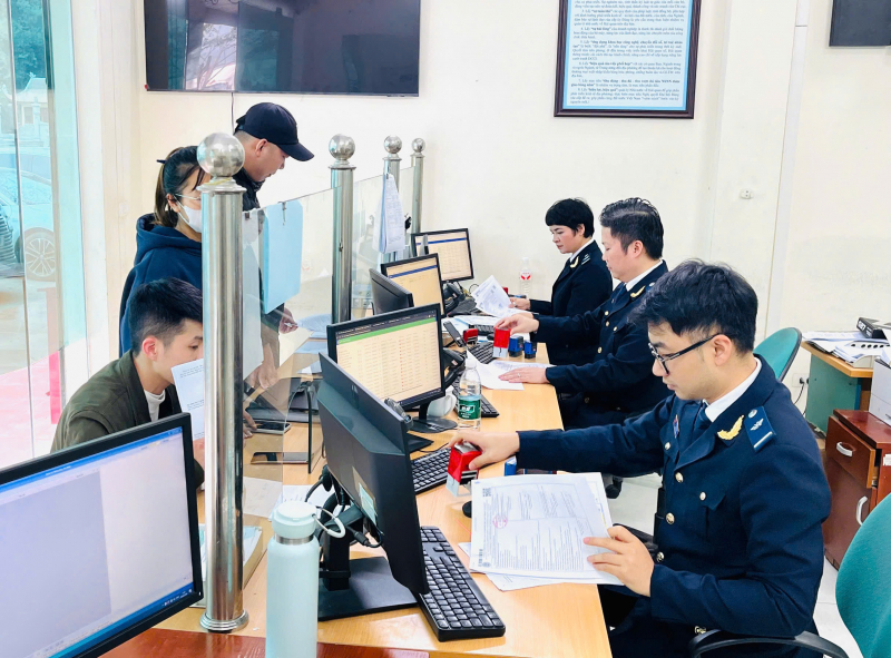 Yêu cầu trực 24/7, đẩy nhanh thông quan thực phẩm nhập khẩu tồn đọng -1