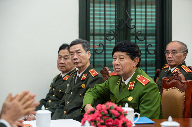 Ấm tình đồng chí, lan tỏa niềm tin vào tầm nhìn trăm năm của Thủ đô -1