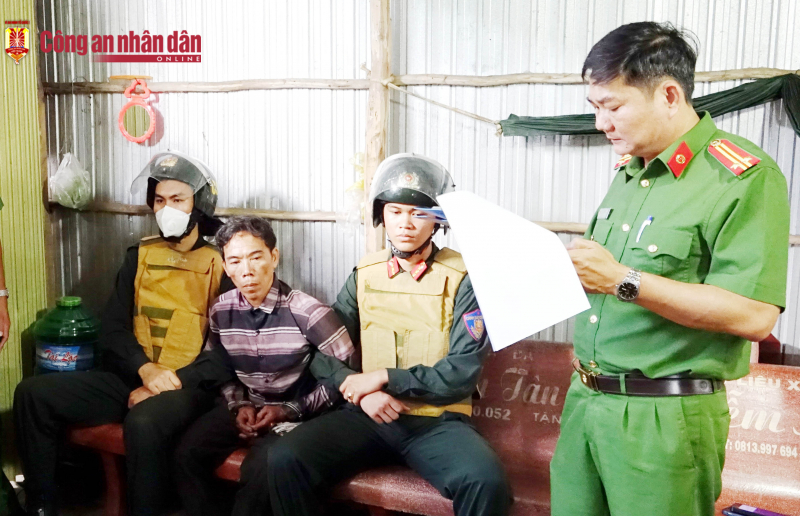 Bắt giam đối tượng xâm phạm lợi ích của tổ chức, cá nhân -0