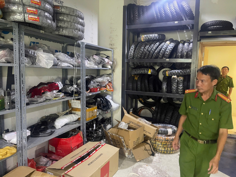 Phát hiện, khởi tố vụ trốn thuế hơn 477 triệu đồng tại doanh nghiệp kinh doanh xe máy  -4