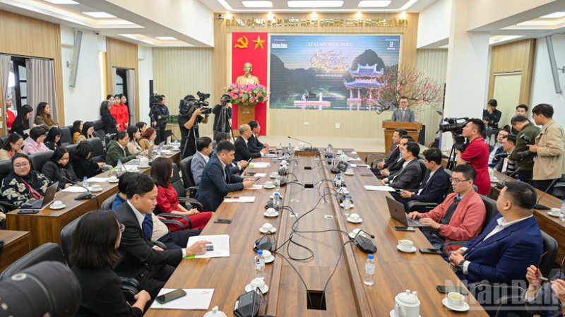 Báo Nhân Dân ra mắt MV “Song From A Secret Garden – Secret Garden in Vietnam” quảng bá du lịch Việt Nam -0