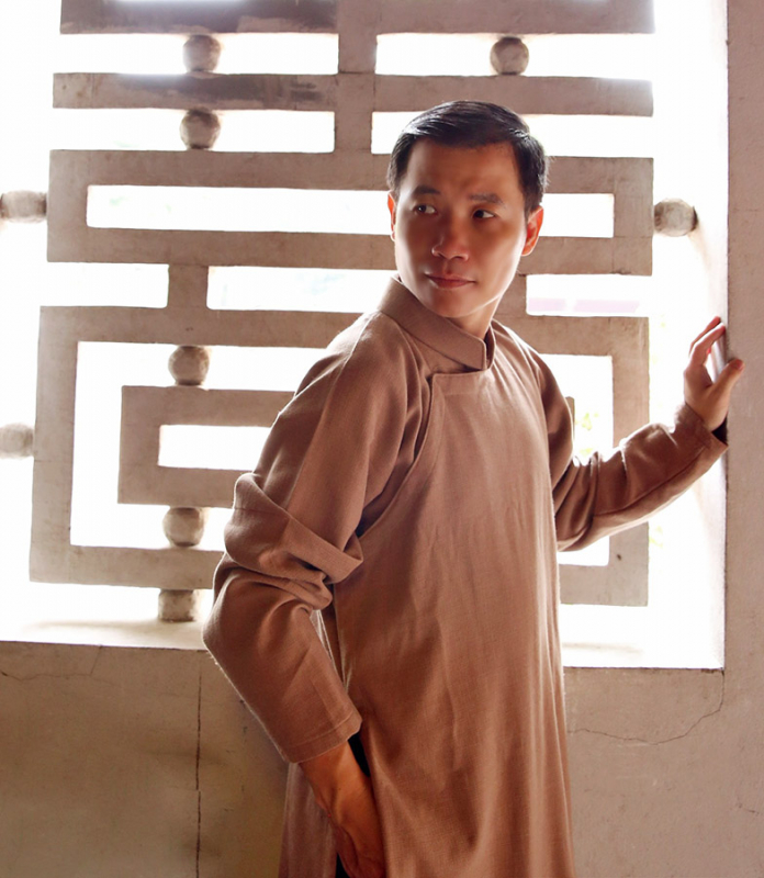 nh-c si nguy-n quang long.jpg -0