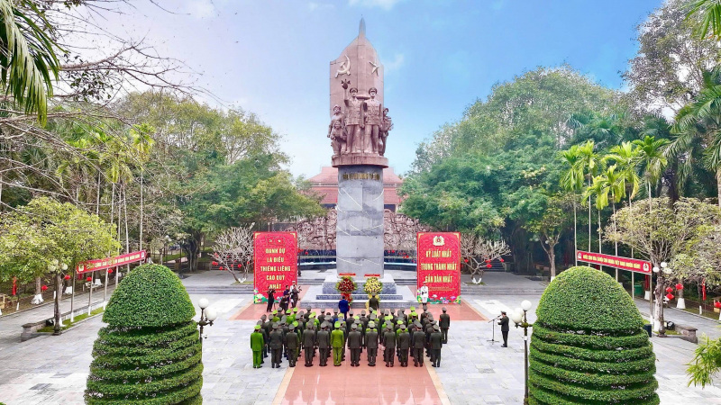 Từ nguồn cội cách mạng đến nghĩa tình với nhân dân -2