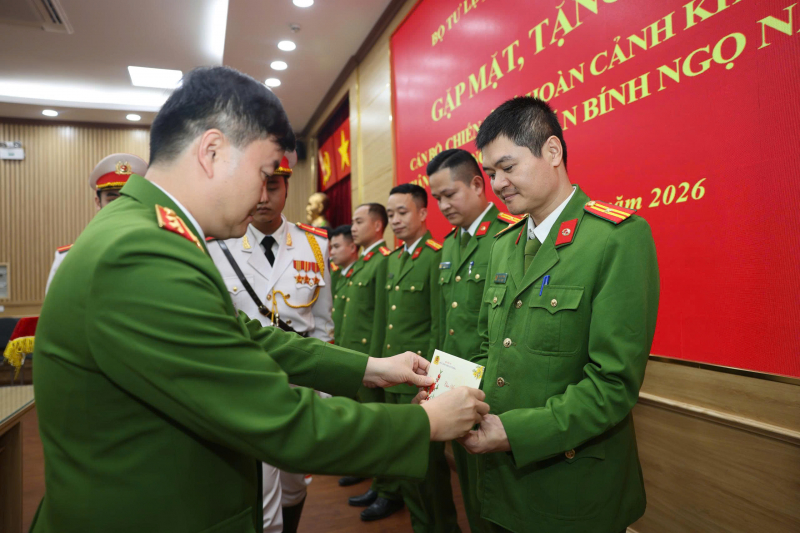 z7508245701040_2ca7de06140b18b0d814c1e85e8a4092.jpg -0