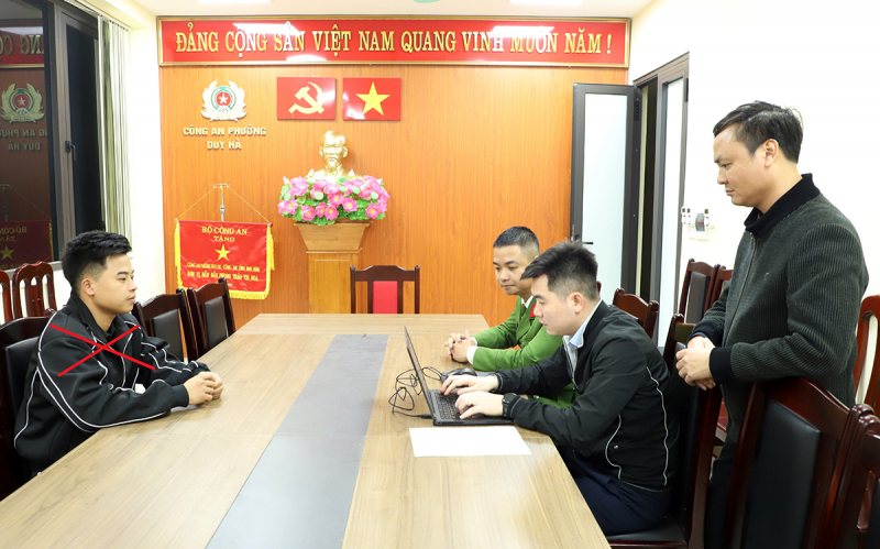 Khởi tố, bắt tạm giam đối tượng sản xuất gần 2,8 tấn giá đỗ bằng chất cấm -0