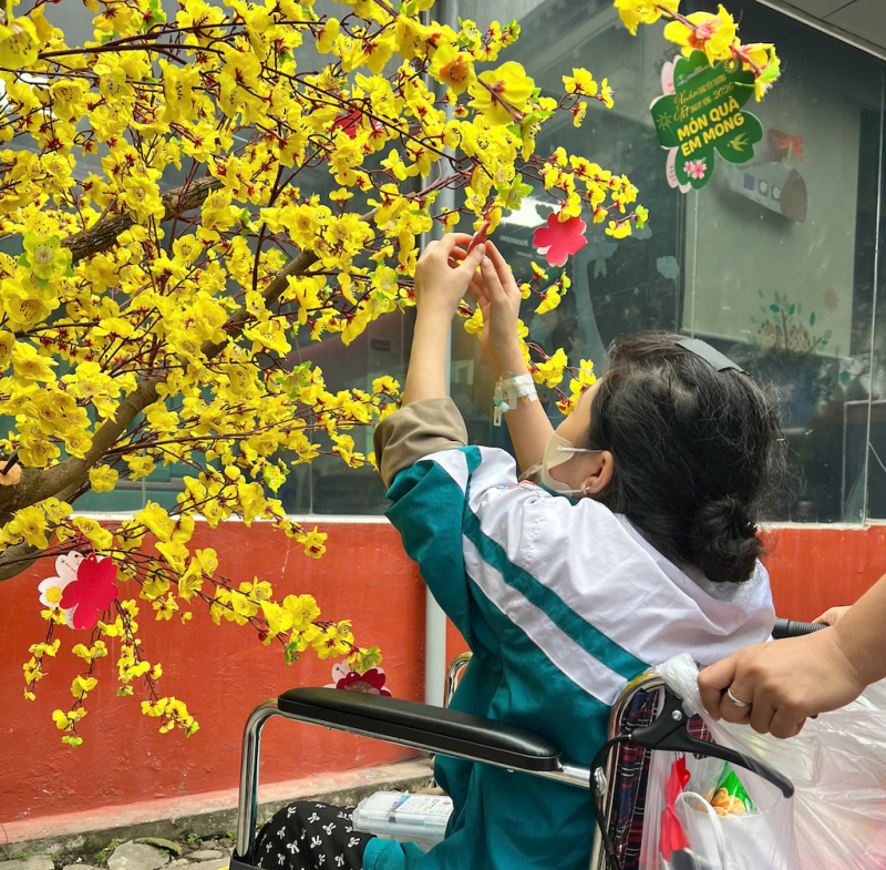 Điều ước cuối năm của những em bé đón Tết tại bệnh viện -0