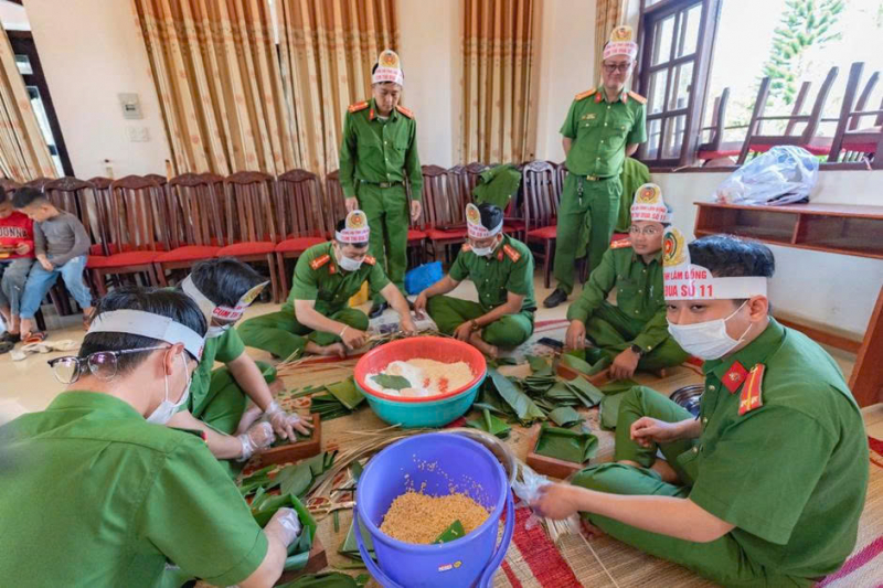 Sôi nổi Hội thi “Bánh chưng xanh” mừng Tết Bính ngọ 2026 -0