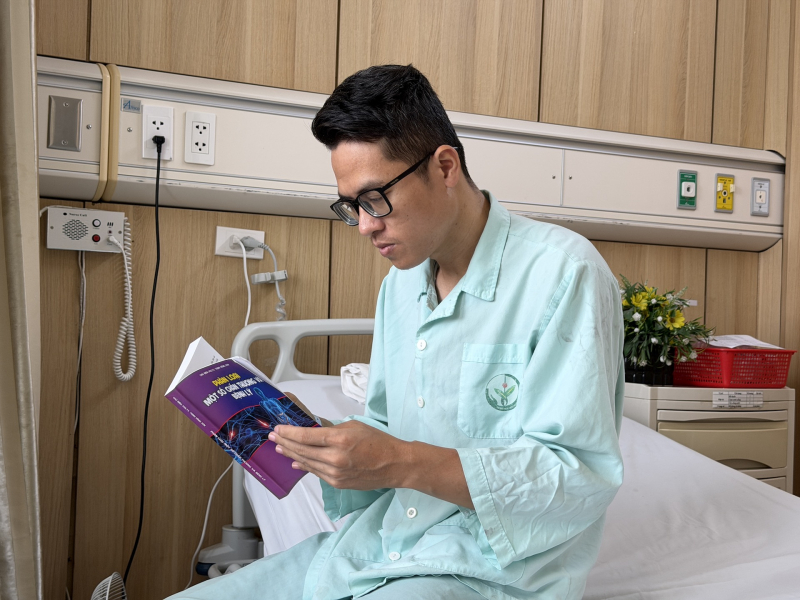 Bác sĩ vùng cao suy thận giai đoạn cuối hồi sinh nhờ phép màu từ người hiến tạng chết não -0