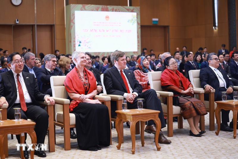 Thủ tướng và Phu nhân chủ trì chiêu đãi Đoàn ngoại giao tại Việt Nam -0