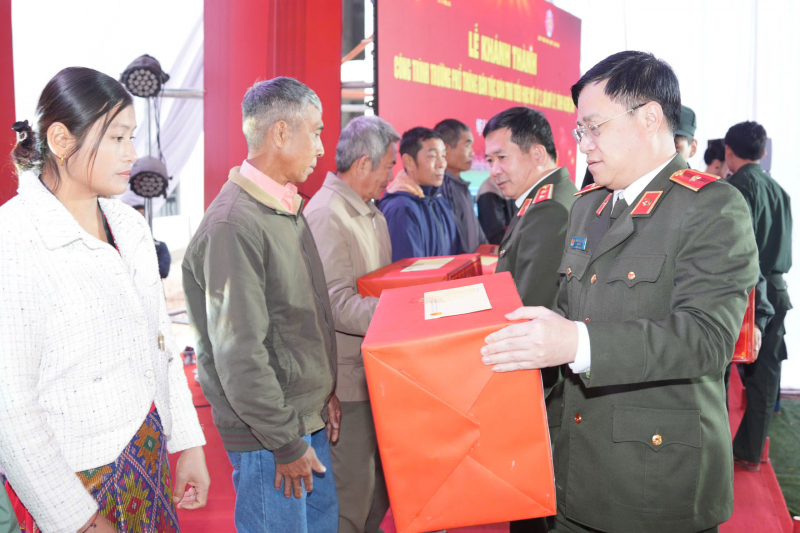 Thứ trưởng Phạm Thế Tùng dự Lễ khánh thành Trường Phổ thông dân tộc bán trú tiểu học Mỹ Lý 2, tỉnh Nghệ An -0