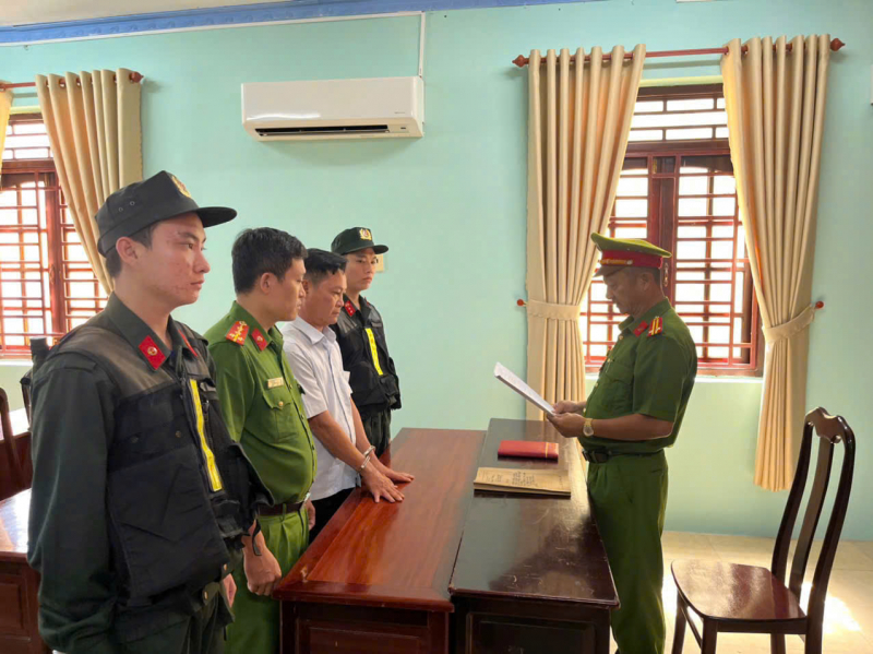 Triệt phá đường dây sản xuất, buôn bán máy biến áp giả -0