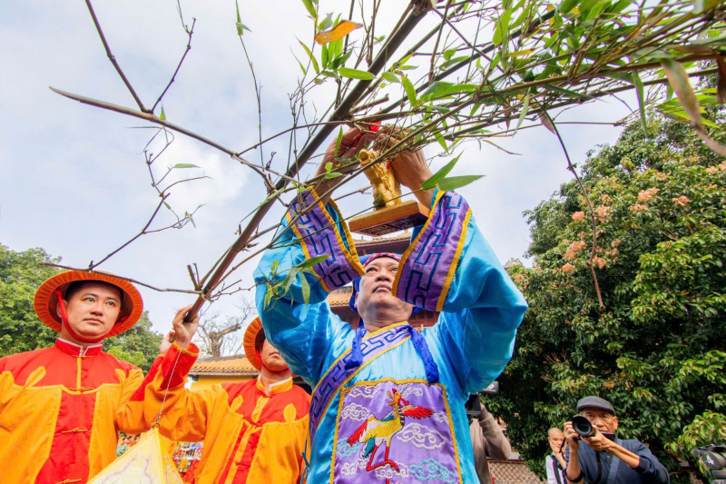 Tái hiện lễ dựng nêu đón Tết trong Hoàng cung triều Nguyễn -0