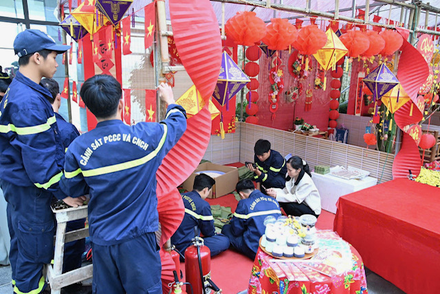 “Xuân chiến sĩ – Tết đoàn viên”  -0