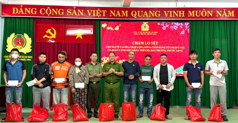 Xuân chiến sĩ – Tết đoàn viên -0