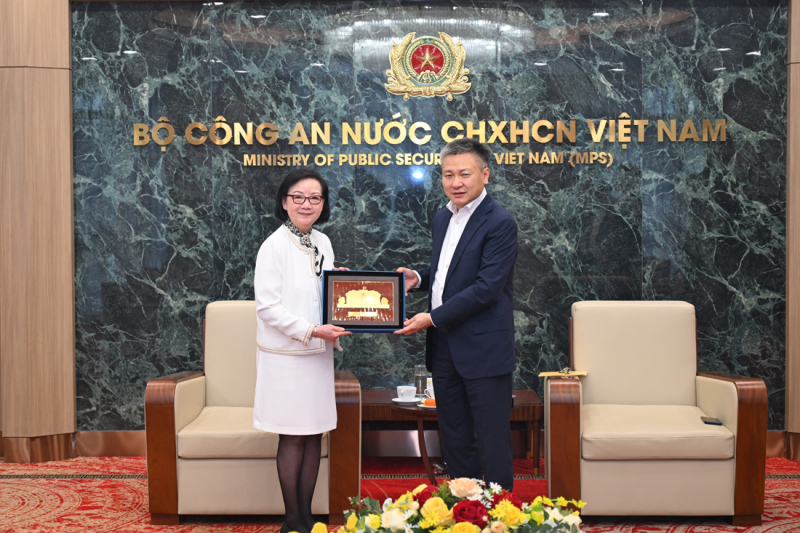 Thu hút nguồn lực trí tuệ của chuyên gia kiều bào trong xây dựng nền công nghiệp an ninh -0