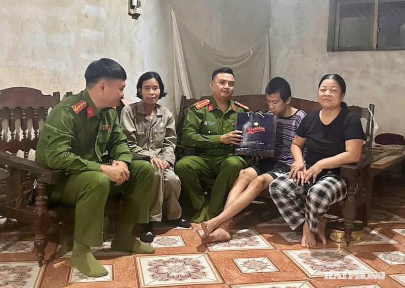 23_tet_  Giữ bình yên  trên thành phố Cảng -1