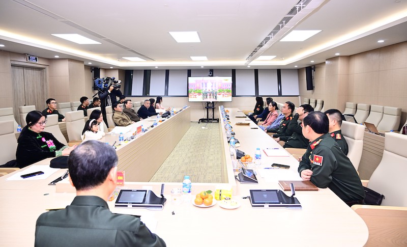 Kết nối hơi ấm quê hương tới những “Sứ giả hòa bình” đang làm nhiệm vụ tại các phái bộ -0