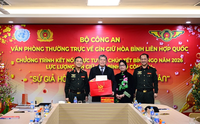 Kết nối hơi ấm quê hương tới những “Sứ giả hòa bình” đang làm nhiệm vụ tại các phái bộ -0