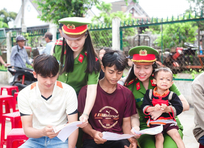 22_tet_ Sống giữa lòng nhân dân -0