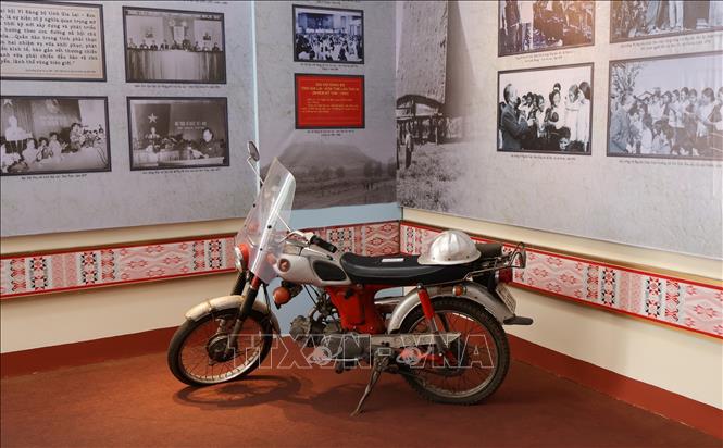 Triển lãm “Bao cấp - Một thời để nhớ” với hơn 220 hình ảnh, tài liệu, hiện vật -0