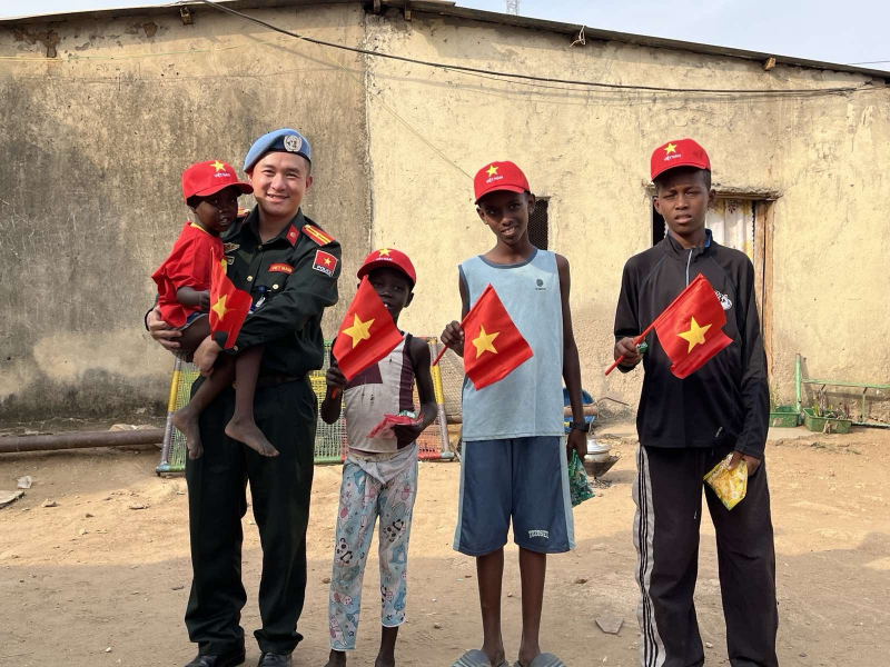 z7426751628124_8cb56522ee1d051532602a522d955940.jpg -0