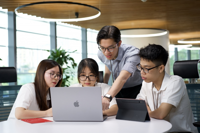 Viettel khởi động loạt chương trình tìm kiếm nhân sự trẻ tài năng, phát triển công nghệ lõi -0