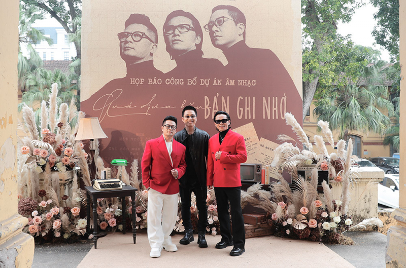 các thành viên của nhóm nhạc quả dưa hấu.jpg -1