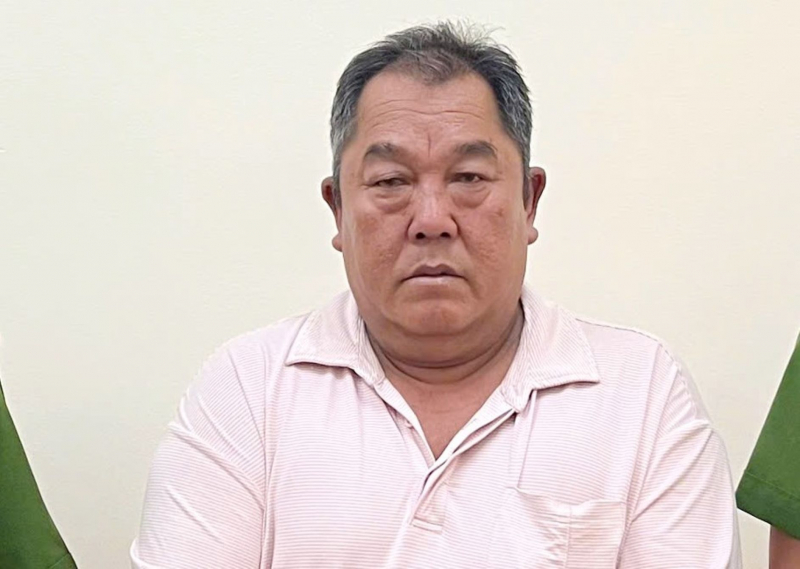 Bắt giam giám đốc công ty vụ chứa, chôn lấp trái phép hơn 1.147 tấn chất thải rắn -0