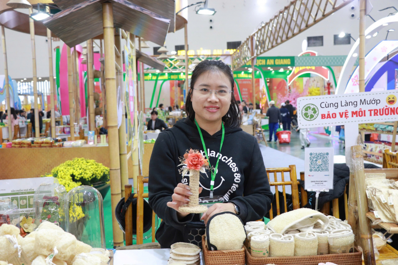 Hội chợ Mùa Xuân 2026: Tạo ra một không gian lễ hội Tết và xuân rộn ràng -0