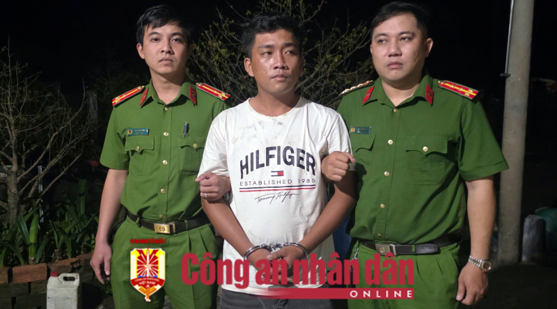 Bắt 2 kẻ trộm két sắt lấy bên trong chứa tài sản khoảng 2 tỷ đồng -0