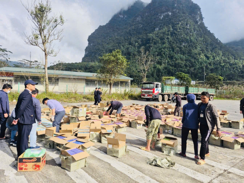 Khởi tố vụ buôn lậu hơn 65.000 thiết bị thuốc lá điện tử -0