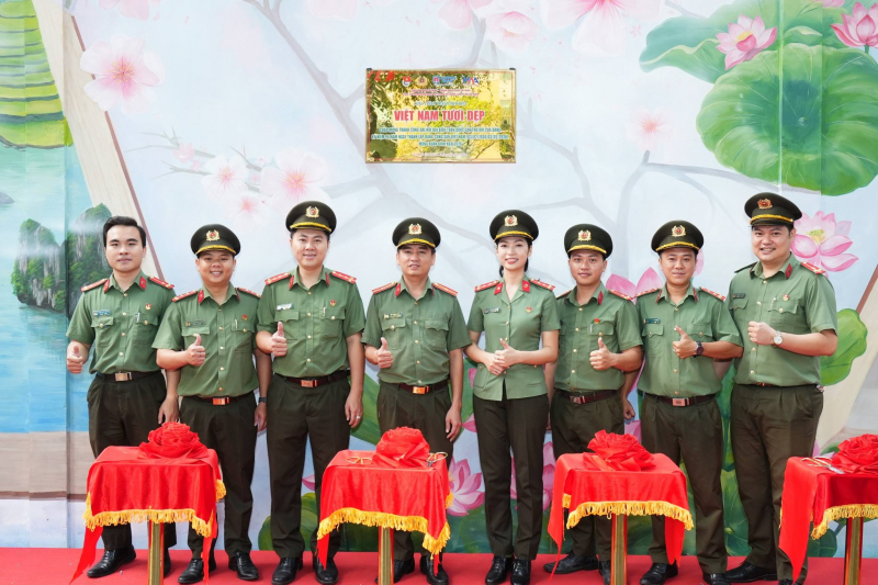 Công an TP Hồ Chí Minh khánh thành công trình bích họa “Việt Nam tươi đẹp” thứ 21  -0