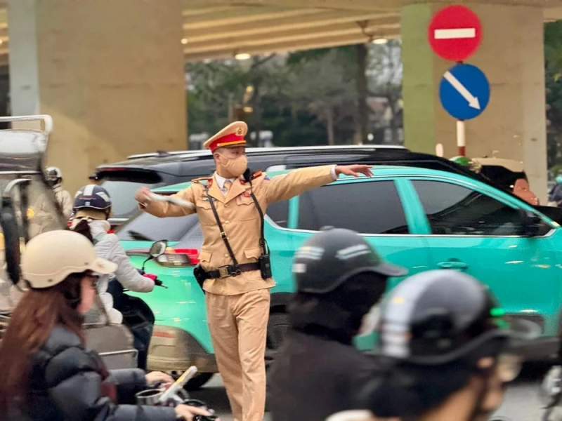 Ngày làm việc cuối trước kỳ nghỉ Tết Nguyên đán:  Nhiều bến chưa dùng hết lượng xe xin tăng cường -0