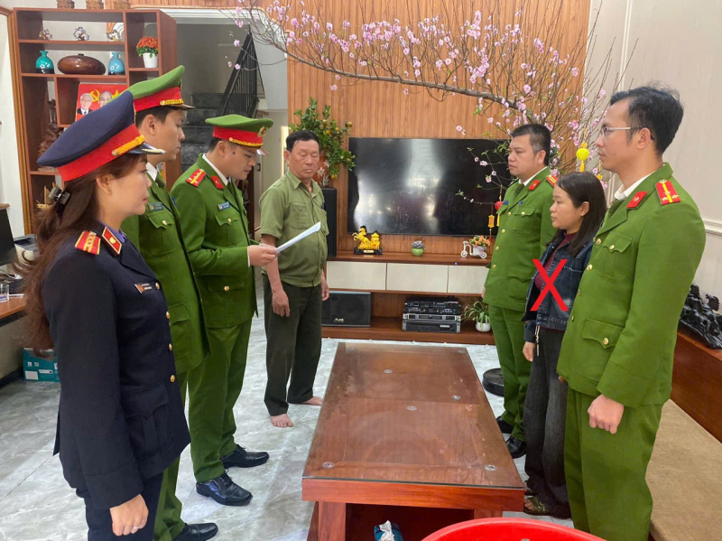 Khởi tố Giám đốc, kế toán 2 doanh nghiệp kinh doanh xe điện ở Sầm Sơn -0